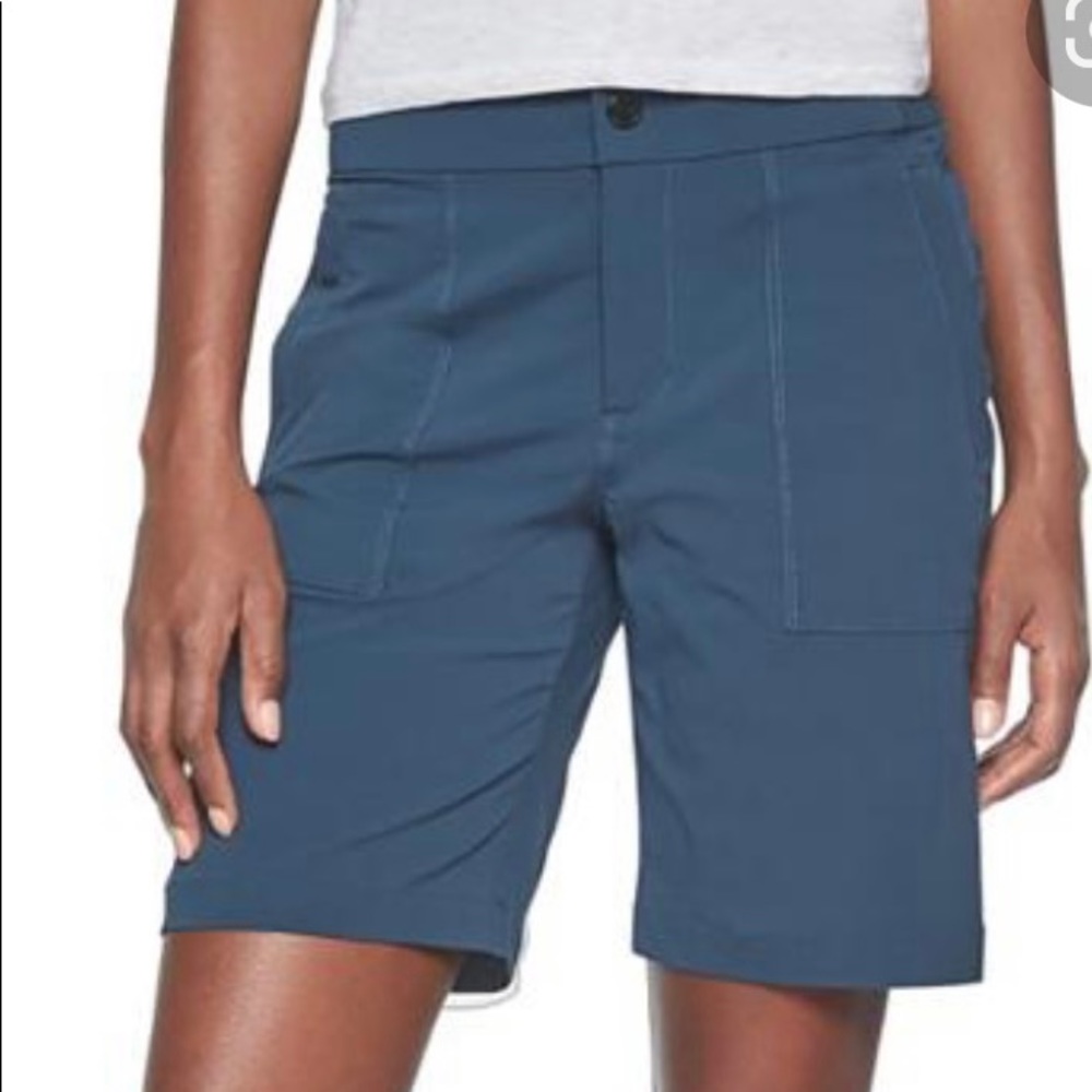 Athleta Trekkie Bermuda shorts